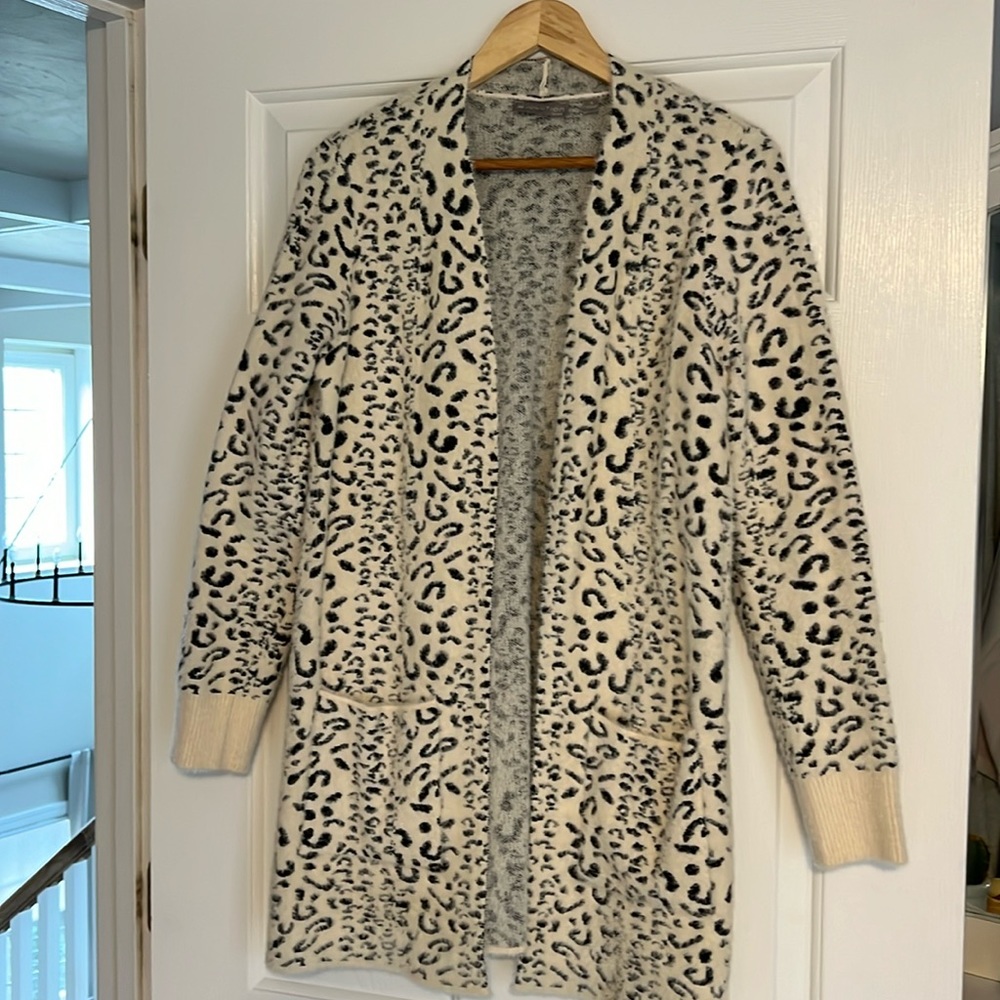 Evolution (brand), size Small, tags removed but never worn.